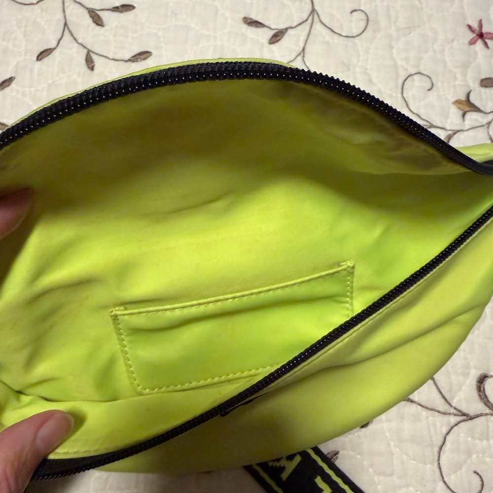 Michael Kors Bright Yellow Belt Bag Bum Bag Fanny Pack Neon Sporty - Picture 3 of 3